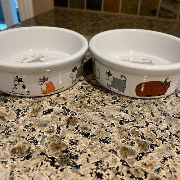 Ursula Dodge PARTY CAT Cat Bowls set of 2 - Picture 4 of 13